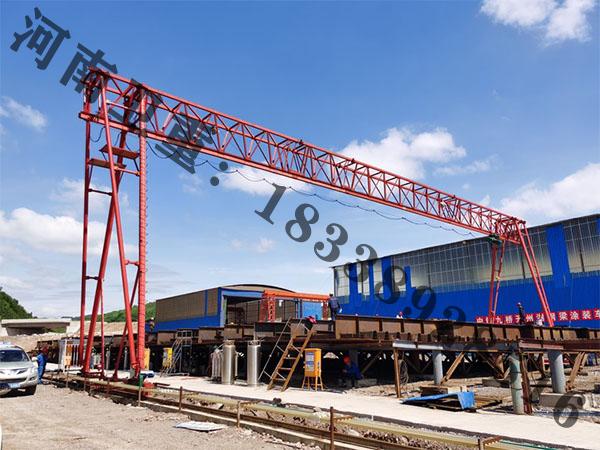 山西朔州门式起重机厂家仔细的检查起重机