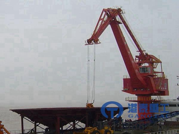 福建龙岩浮船坞起重机公司浮船坞的浮力稳定性特点