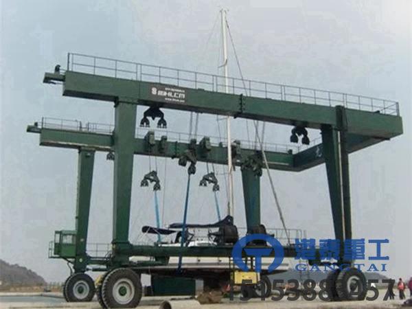 浙江杭州游艇轮胎吊厂家轮胎式游艇搬运机的动力系统如何保证稳定性？