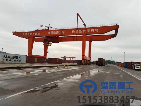 广东深圳集装箱龙门吊厂家轨道式集装箱门式起重机结构稳固