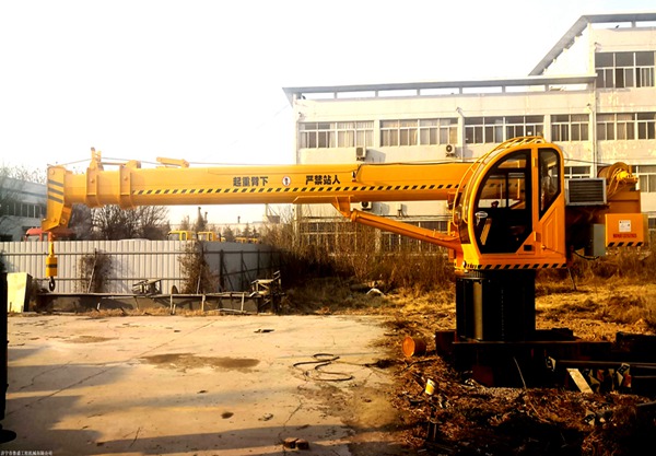 船舶液压起重机的优点和缺点分别是什么