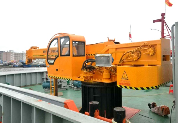 35吨船舶液压起重机的优缺点分别是什么